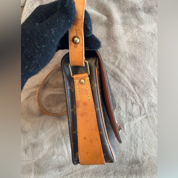 Louis Vuitton bag - Picture 7 of 7